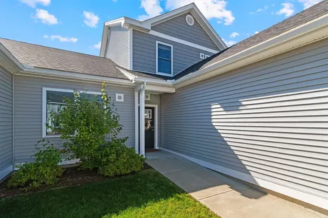 18 Clover Lane Hinesburg VT 05461