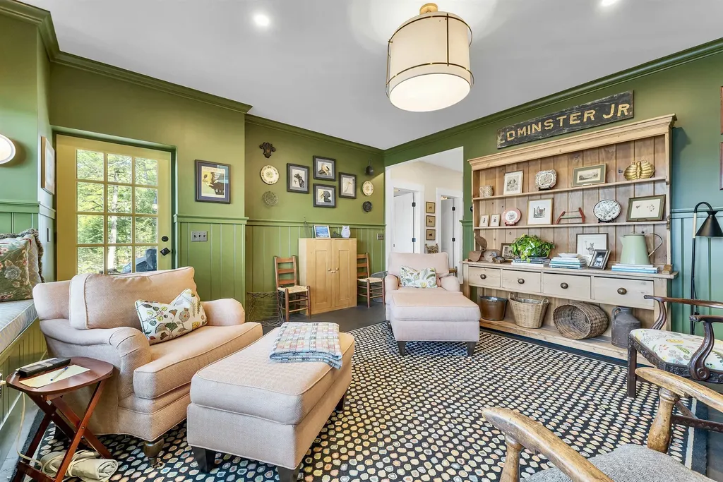 163 Clark Road Wolfeboro NH 03894