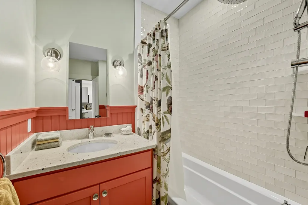 163 Clark Road Wolfeboro NH 03894