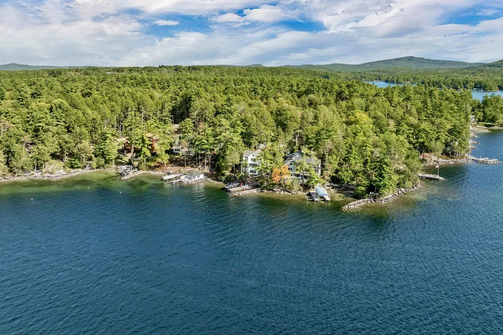 163 Clark Road Wolfeboro NH 03894