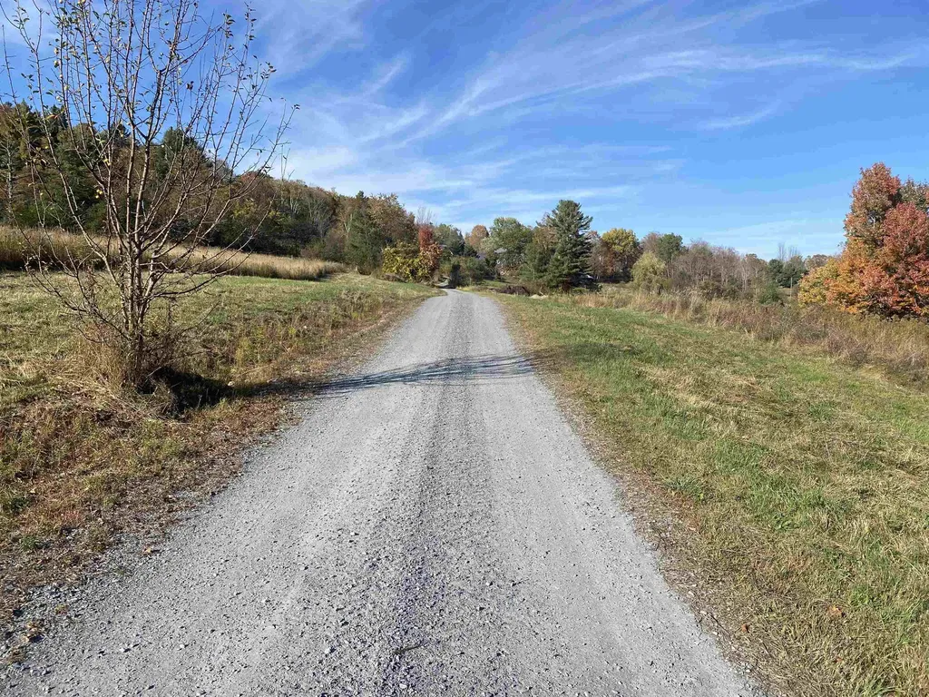 00 Round Pond Lane Newbury VT 05051