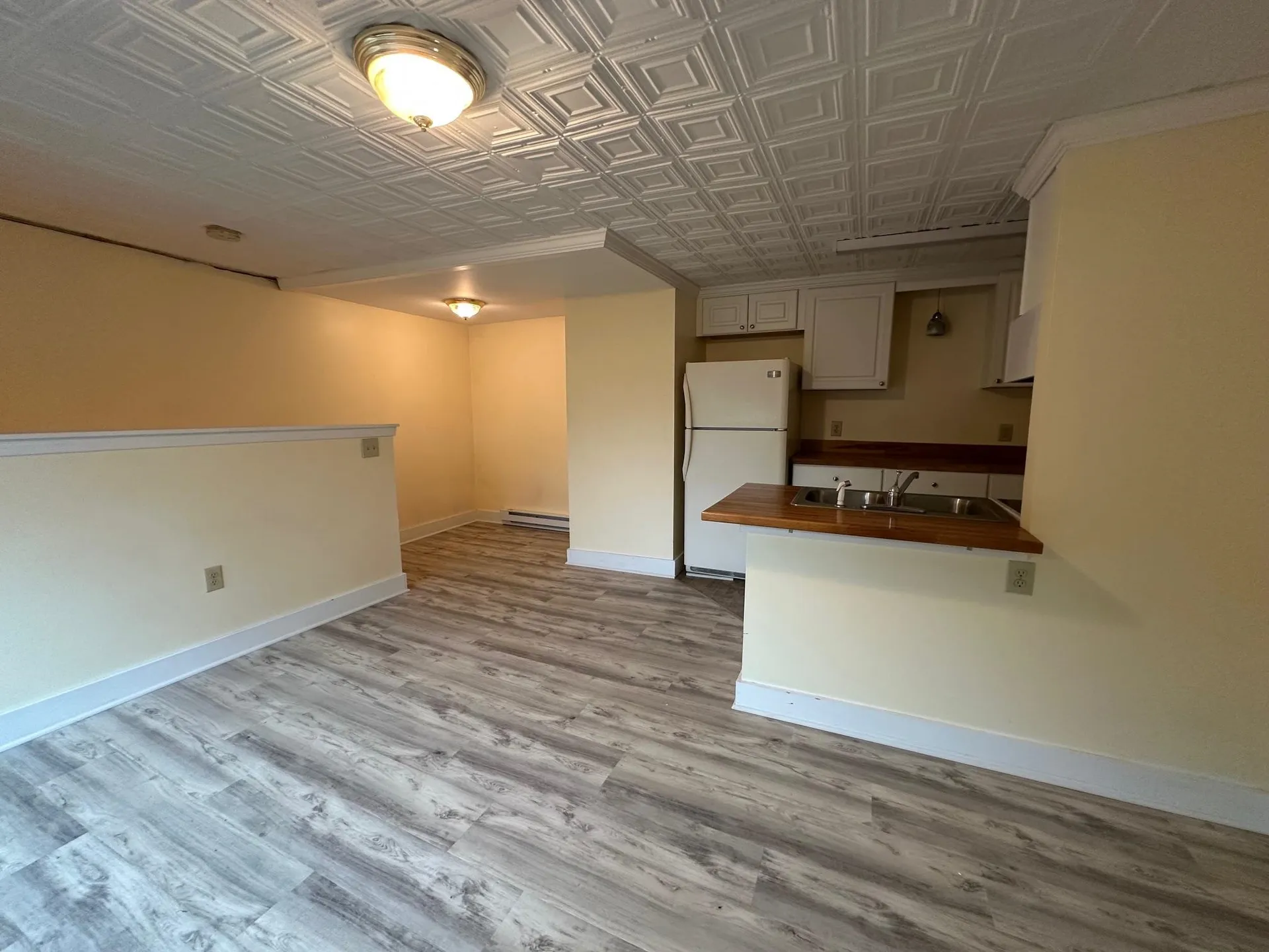 23 Ashuelot Street Winchester NH 03470