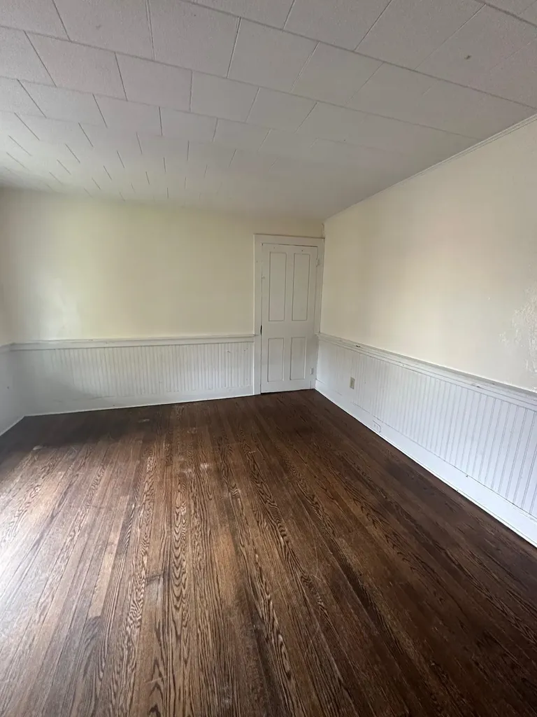 23 Ashuelot Street Winchester NH 03470