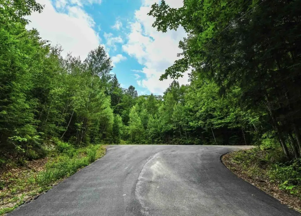 53 Diamond Ledge Road Thornton NH 03285