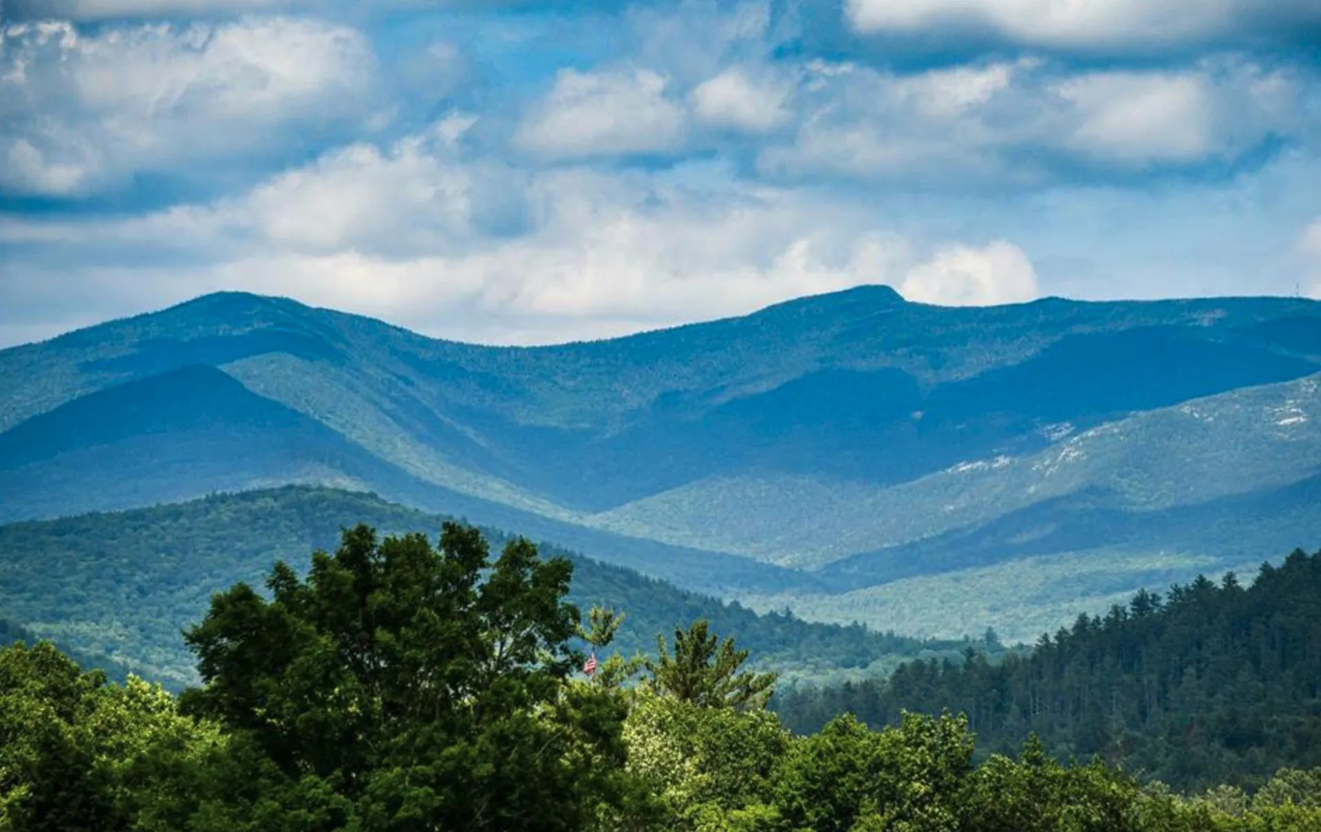 53 Diamond Ledge Road Thornton NH 03285