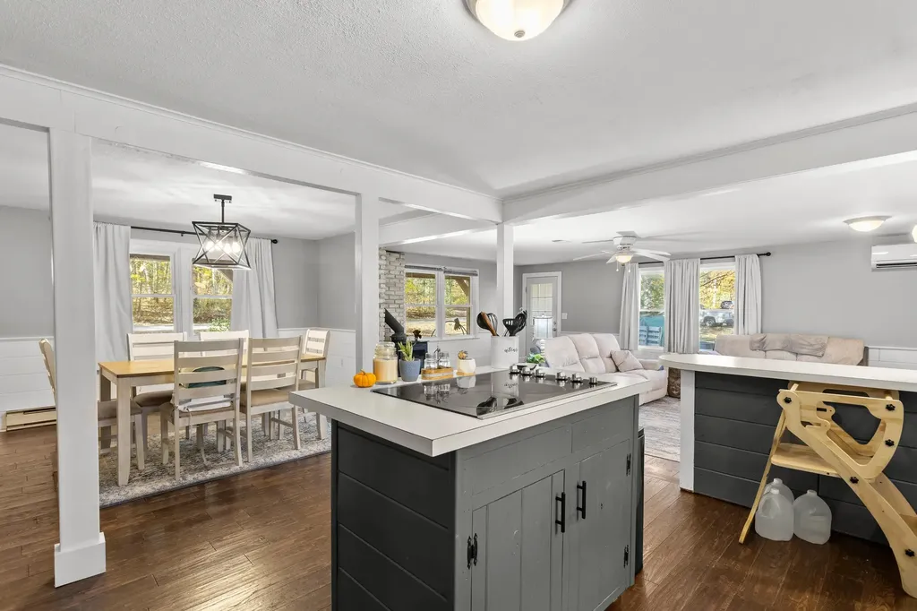 91 Holt Road Wilton NH 03086