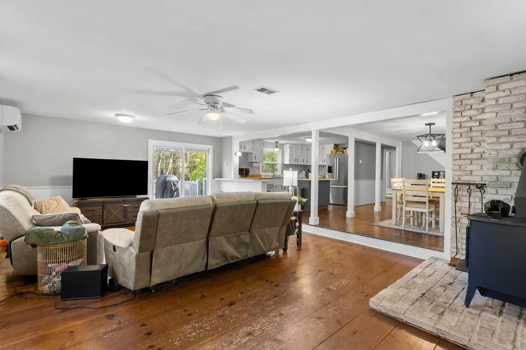 91 Holt Road Wilton NH 03086