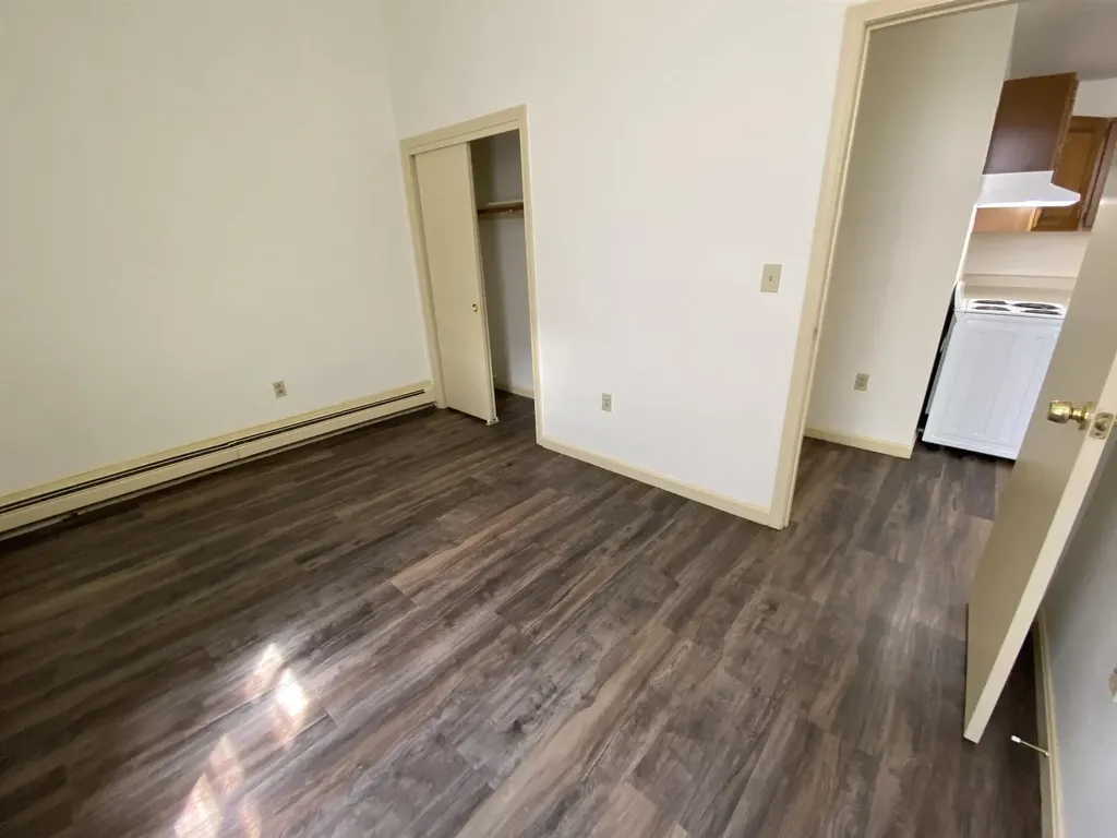 124 Orange Street Manchester NH 03103