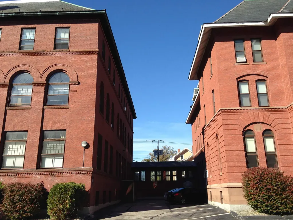 124 Orange Street Manchester NH 03103