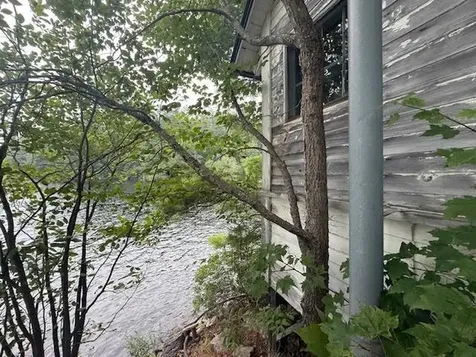 1 Turtle Island Meredith NH 03253