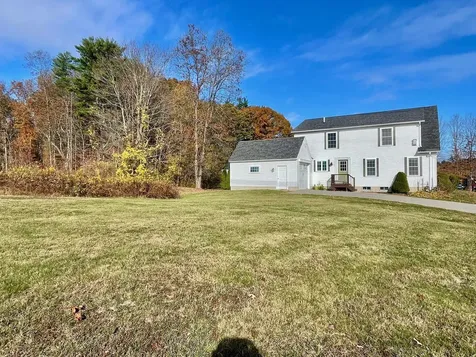 27 Weare Road Seabrook NH 03874