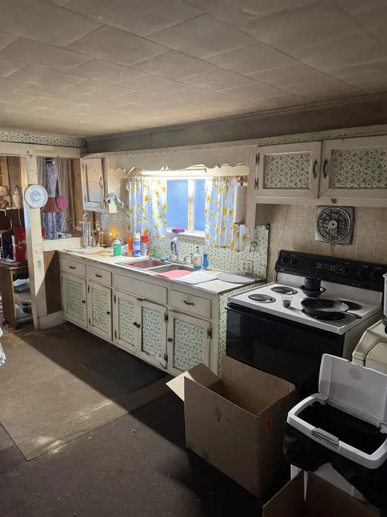 226 Fellows Hill Road Springfield VT 05156