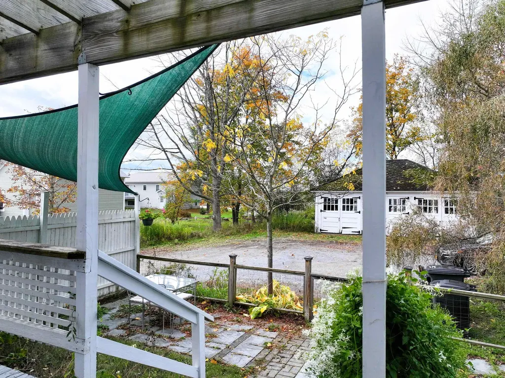 68 Court Street Middlebury VT 05753