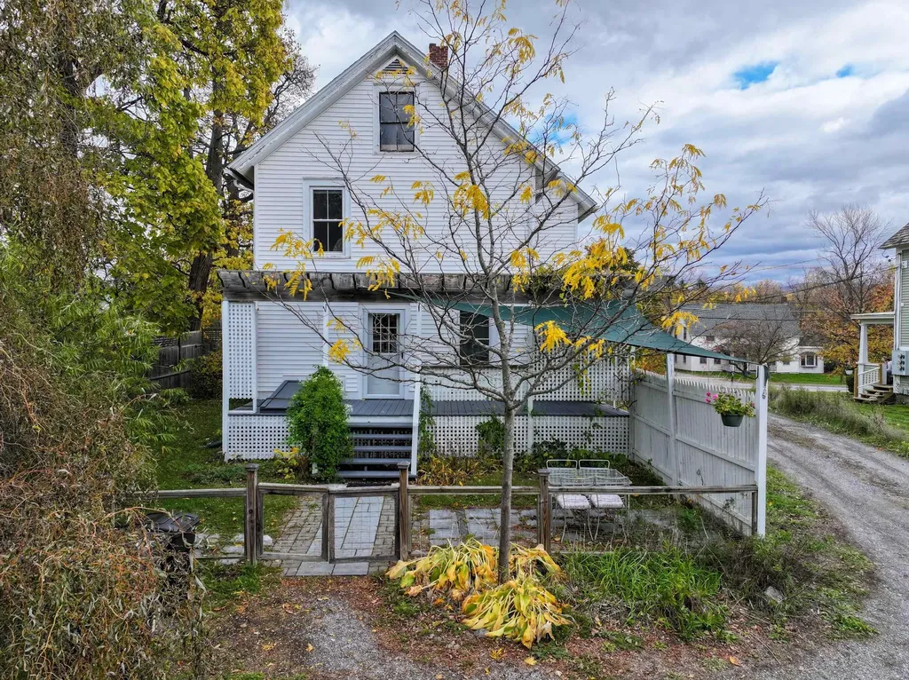 68 Court Street Middlebury VT 05753