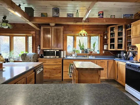 115 Prior Road Cavendish VT 05142