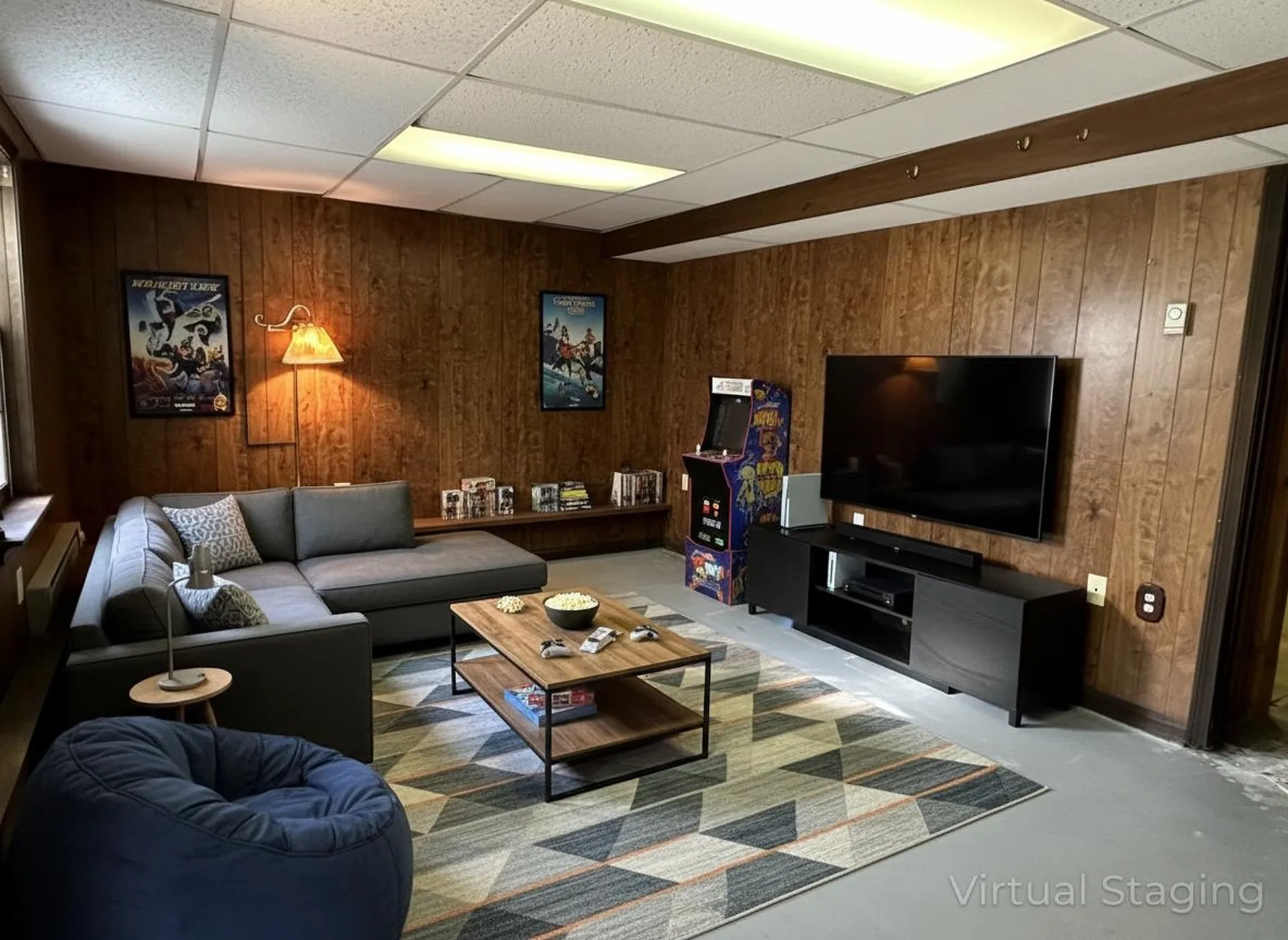 18 Colonial Square Peterborough NH 03458