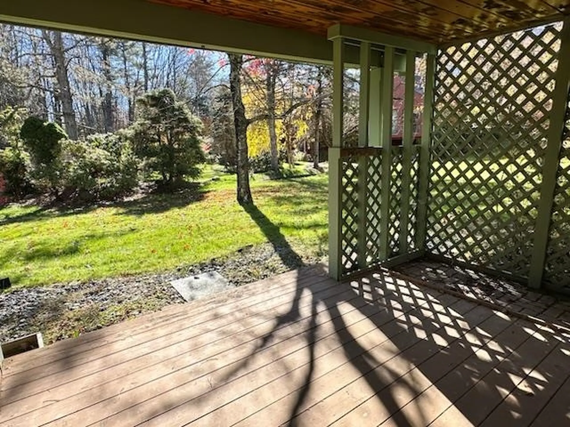 18 Colonial Square Peterborough NH 03458