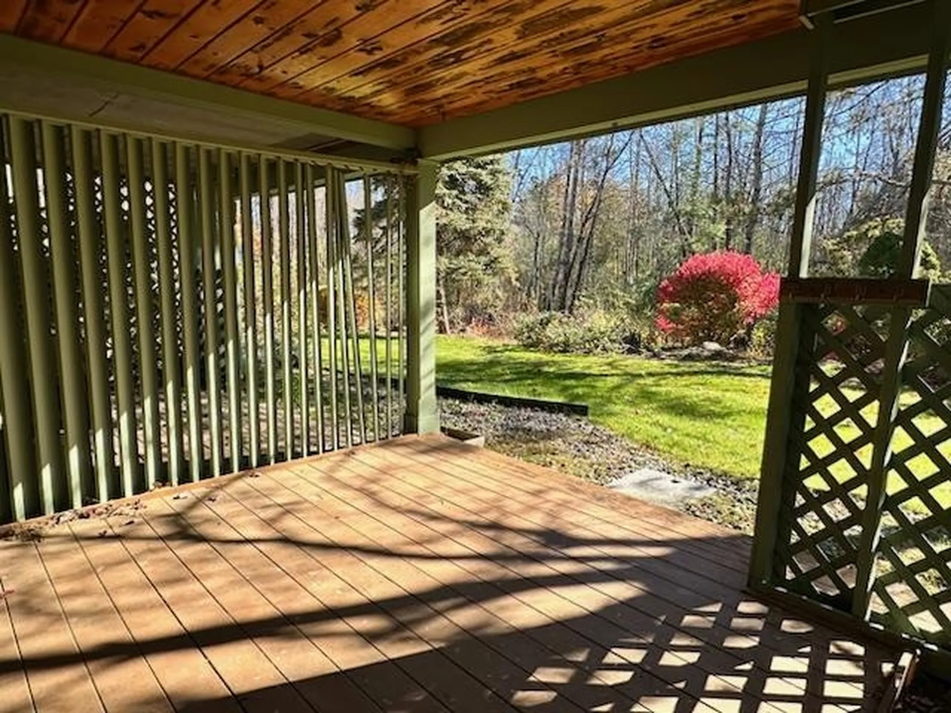 18 Colonial Square Peterborough NH 03458