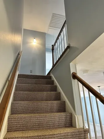 18 Colonial Square Peterborough NH 03458