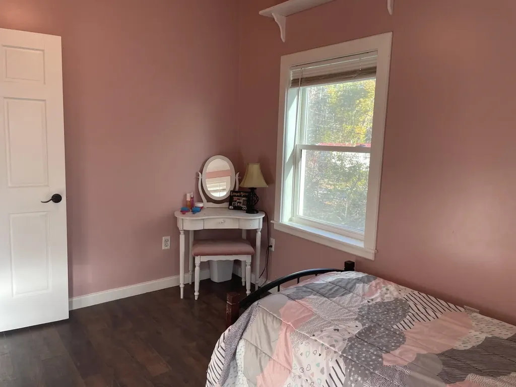 21 Lake Avenue Franklin NH 03235