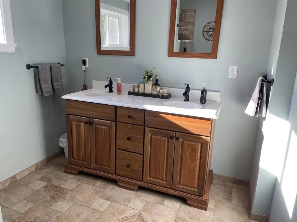 21 Lake Avenue Franklin NH 03235