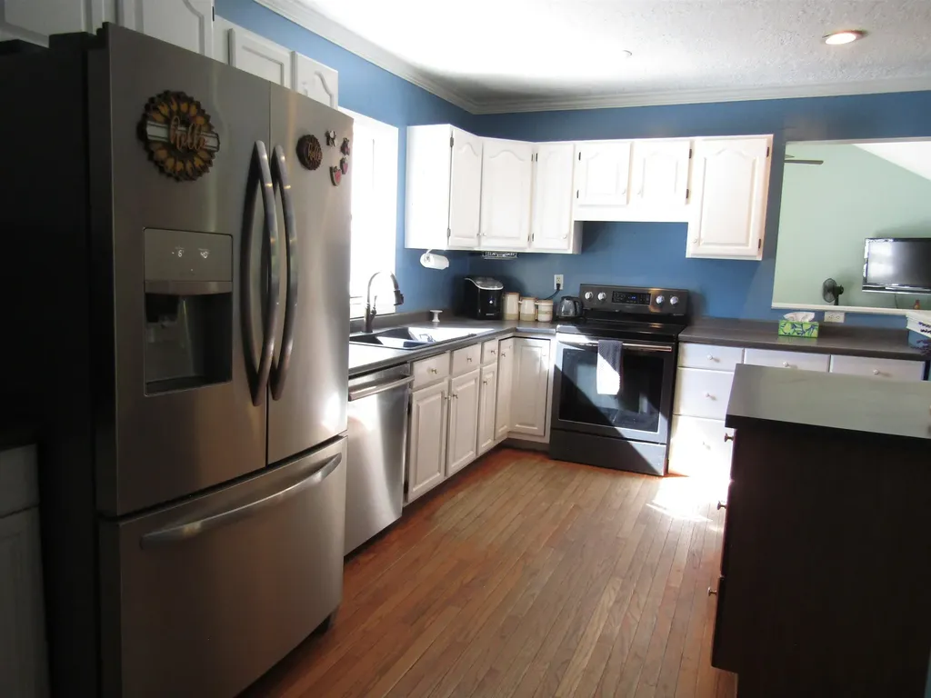 21 Lake Avenue Franklin NH 03235