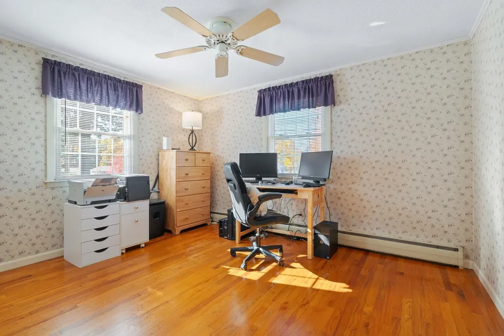 10 Cedar Street Hudson NH 03051