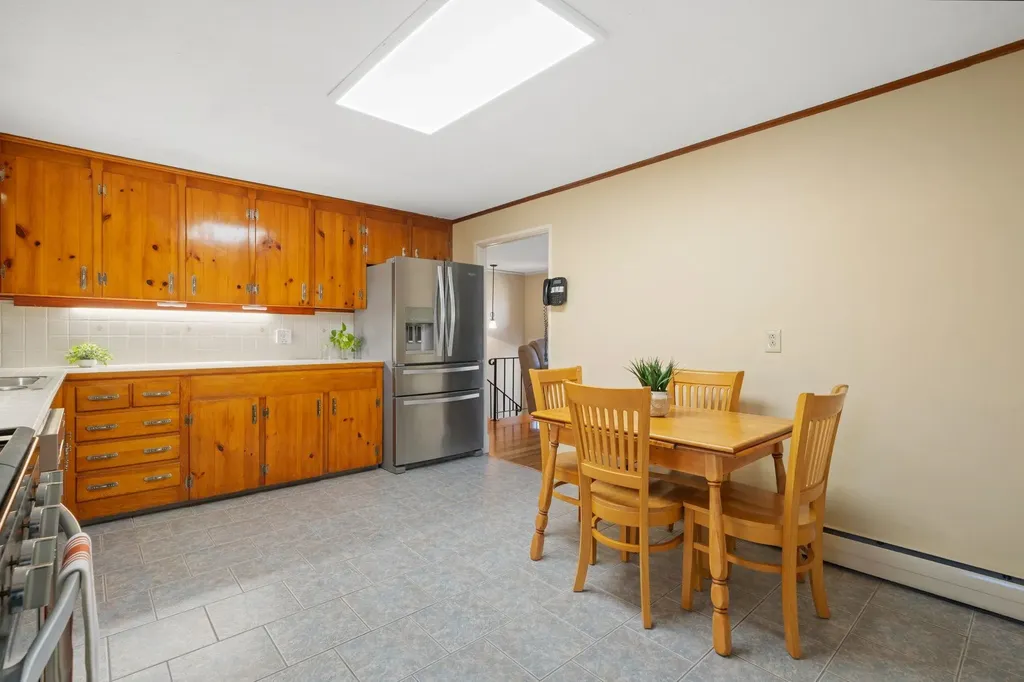 10 Cedar Street Hudson NH 03051