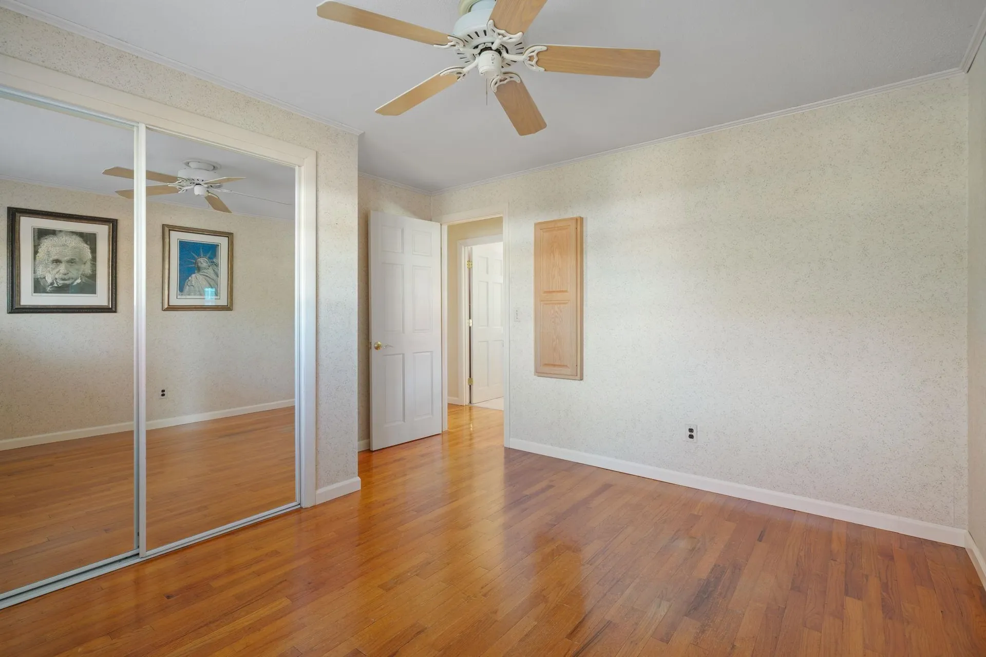 10 Cedar Street Hudson NH 03051