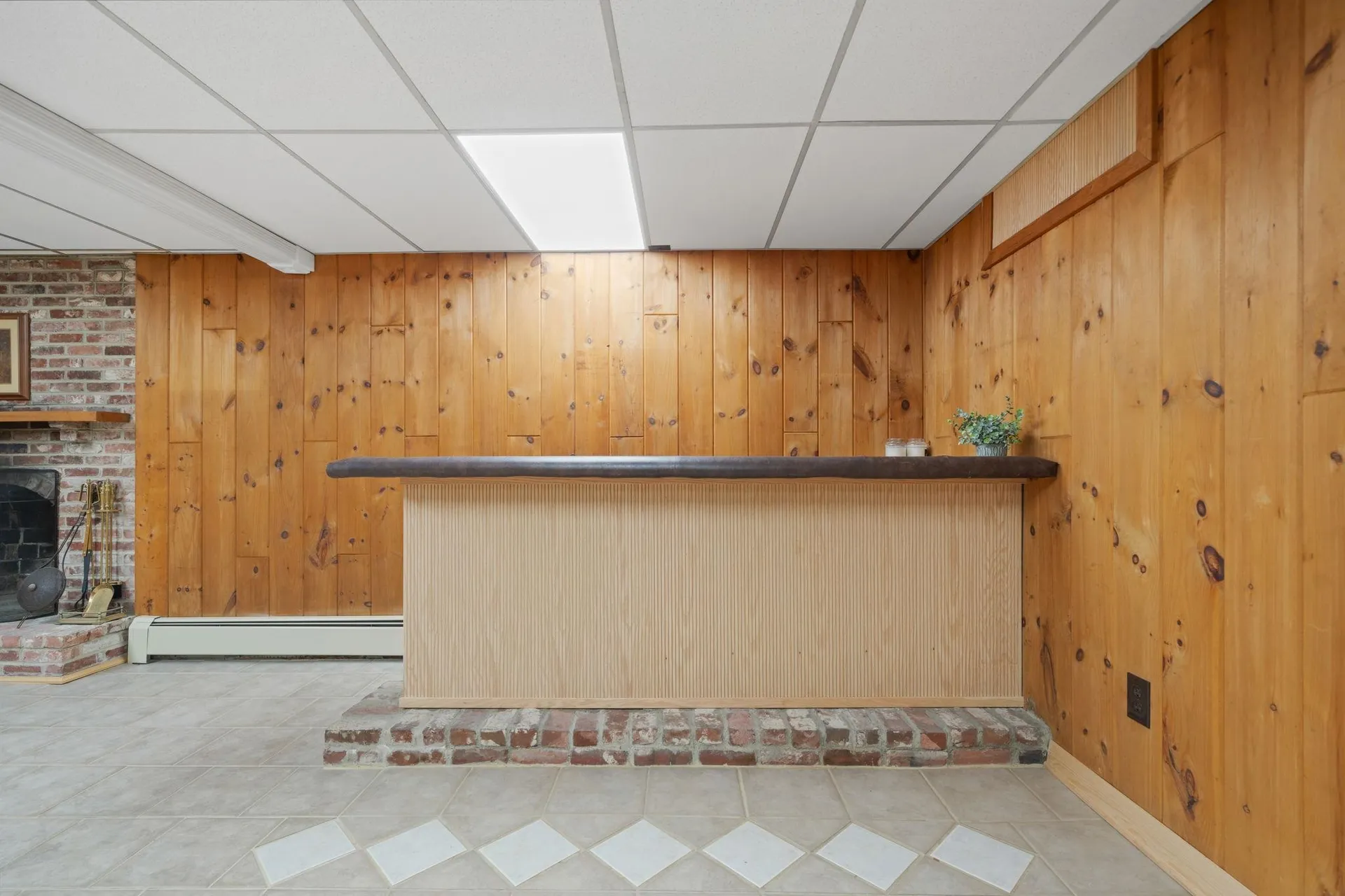 10 Cedar Street Hudson NH 03051