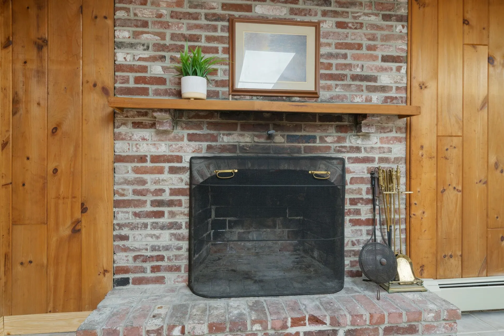 10 Cedar Street Hudson NH 03051