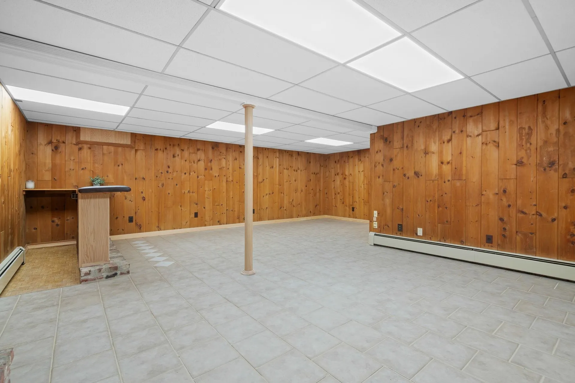 10 Cedar Street Hudson NH 03051