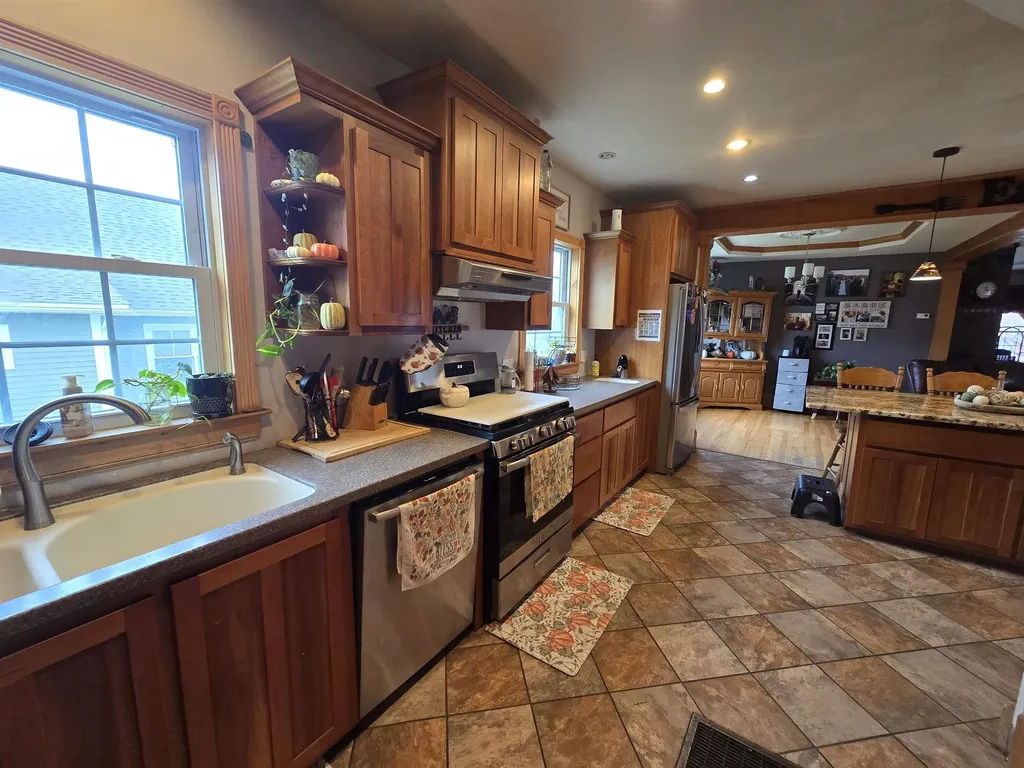 83 Spring Street Hardwick VT 05843