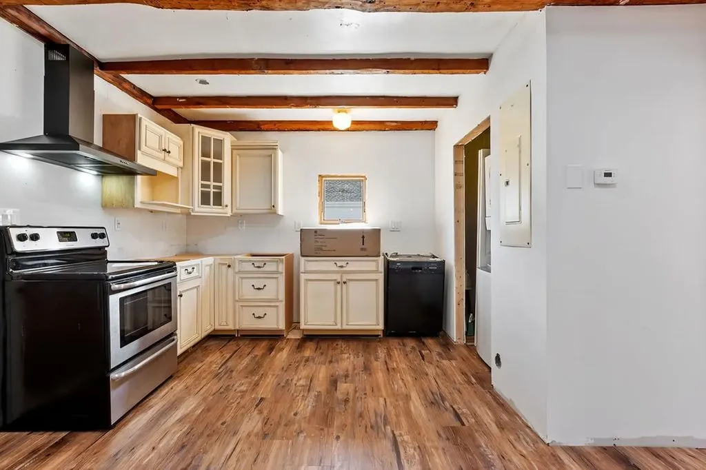 4 Parade Circle Barnstead NH 03218