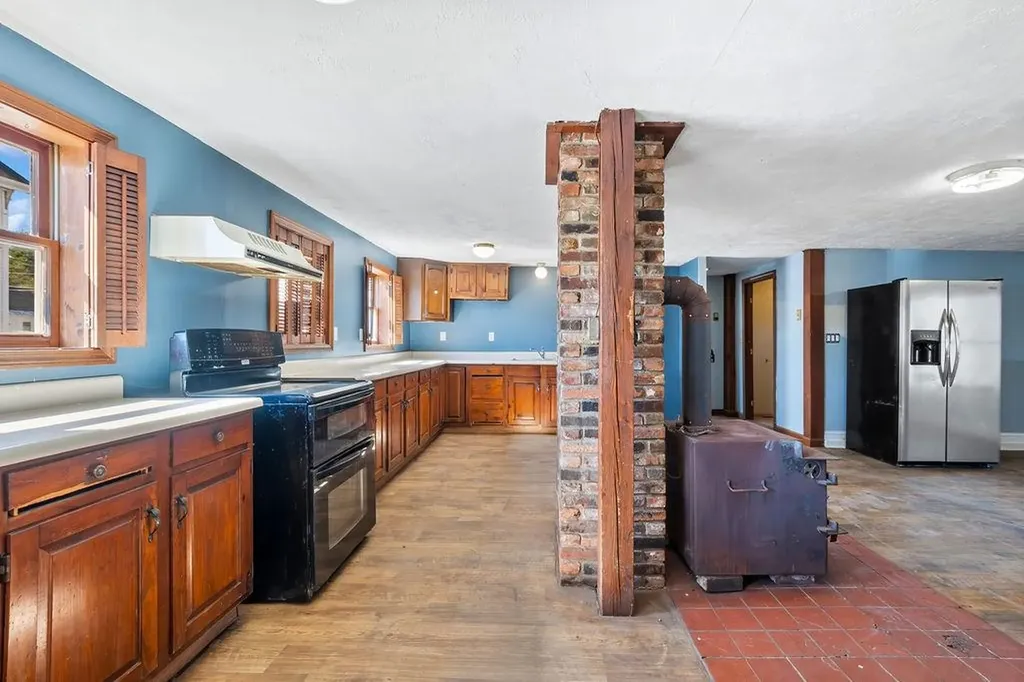 4 Parade Circle Barnstead NH 03218