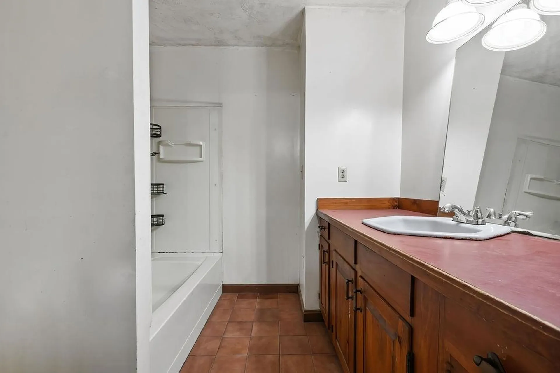 4 Parade Circle Barnstead NH 03218