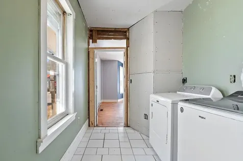 4 Parade Circle Barnstead NH 03218