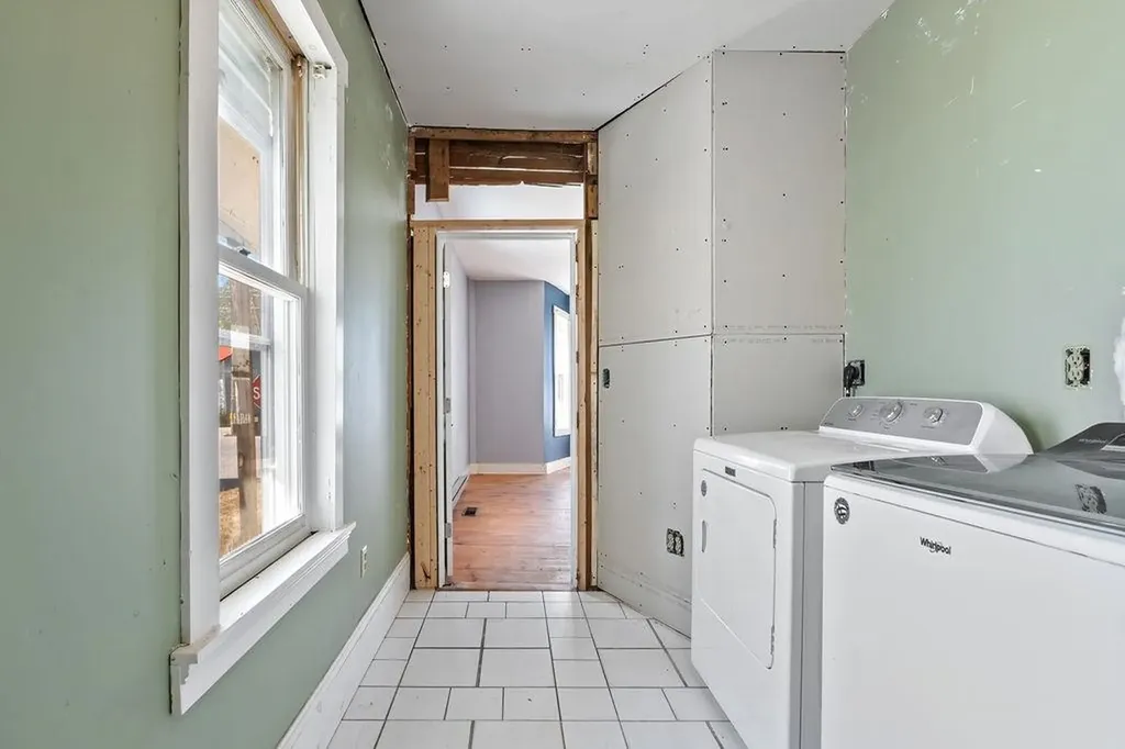 4 Parade Circle Barnstead NH 03218