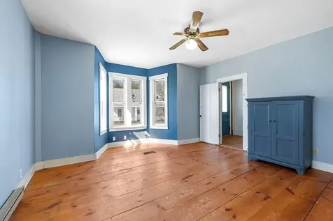 4 Parade Circle Barnstead NH 03218