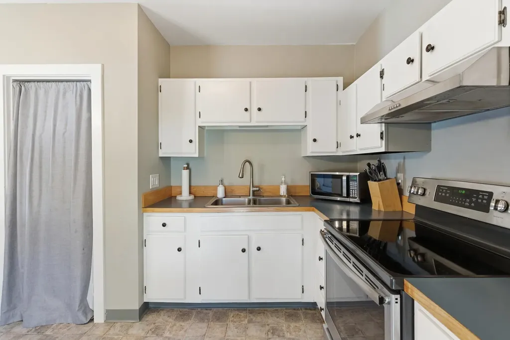 75 High Street Exeter NH 03833