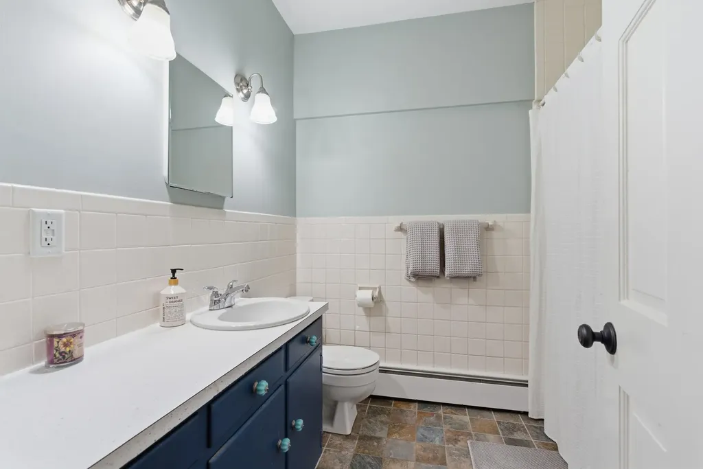 75 High Street Exeter NH 03833