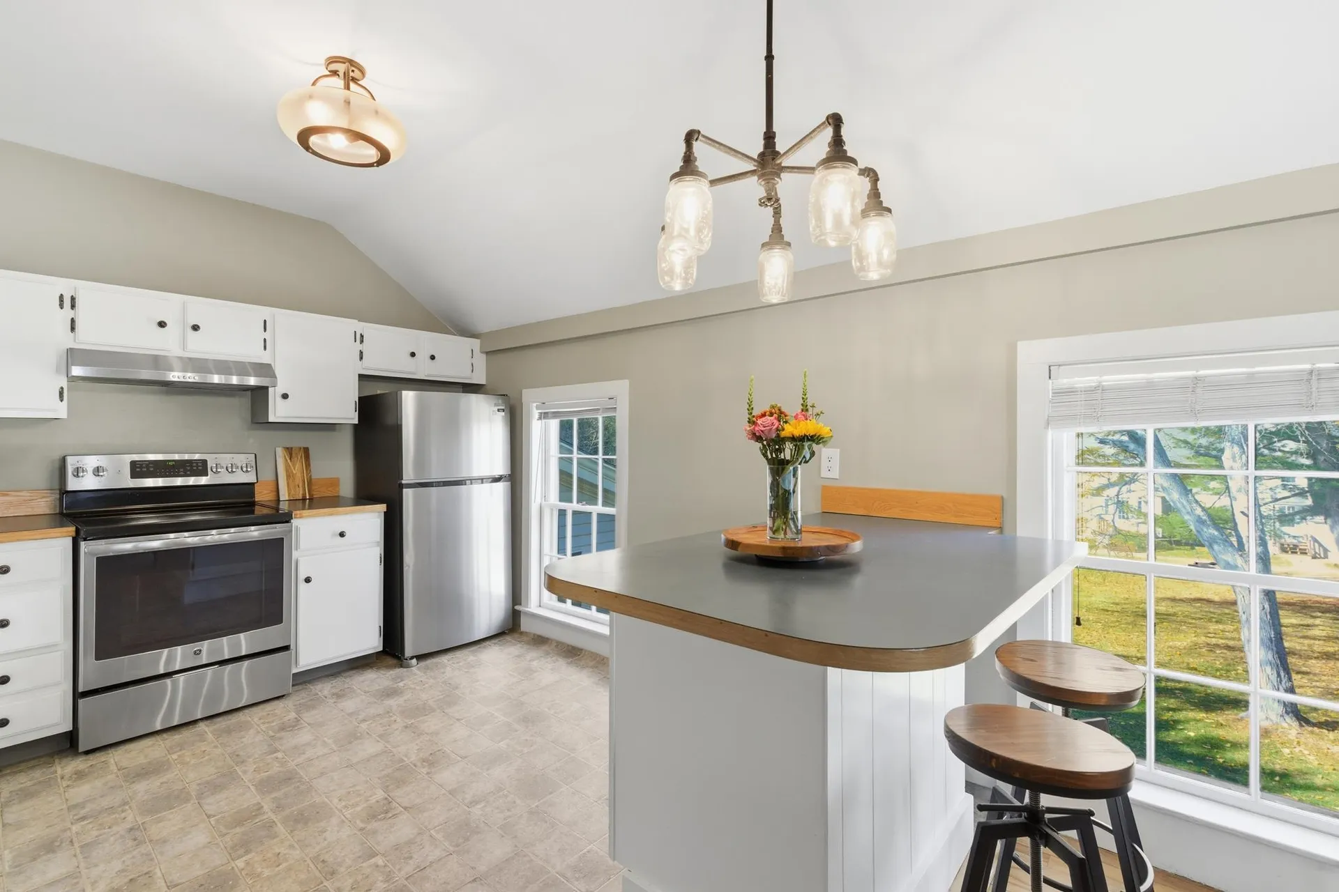 75 High Street Exeter NH 03833