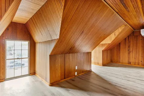 109 Pleasant Street Claremont NH 03743