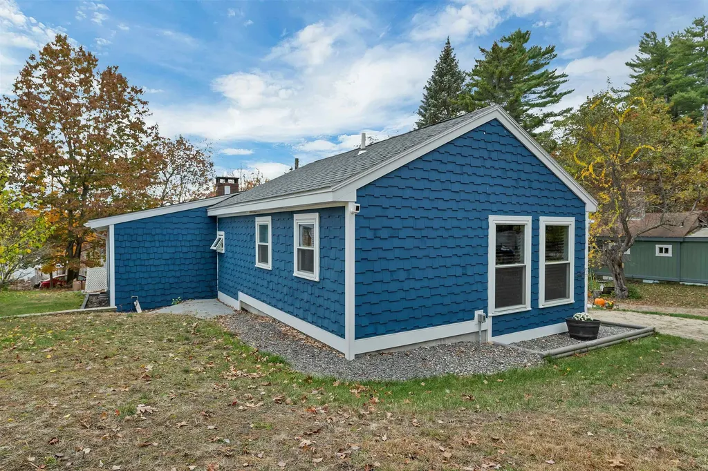 45 Crescent Lane Manchester NH 03109