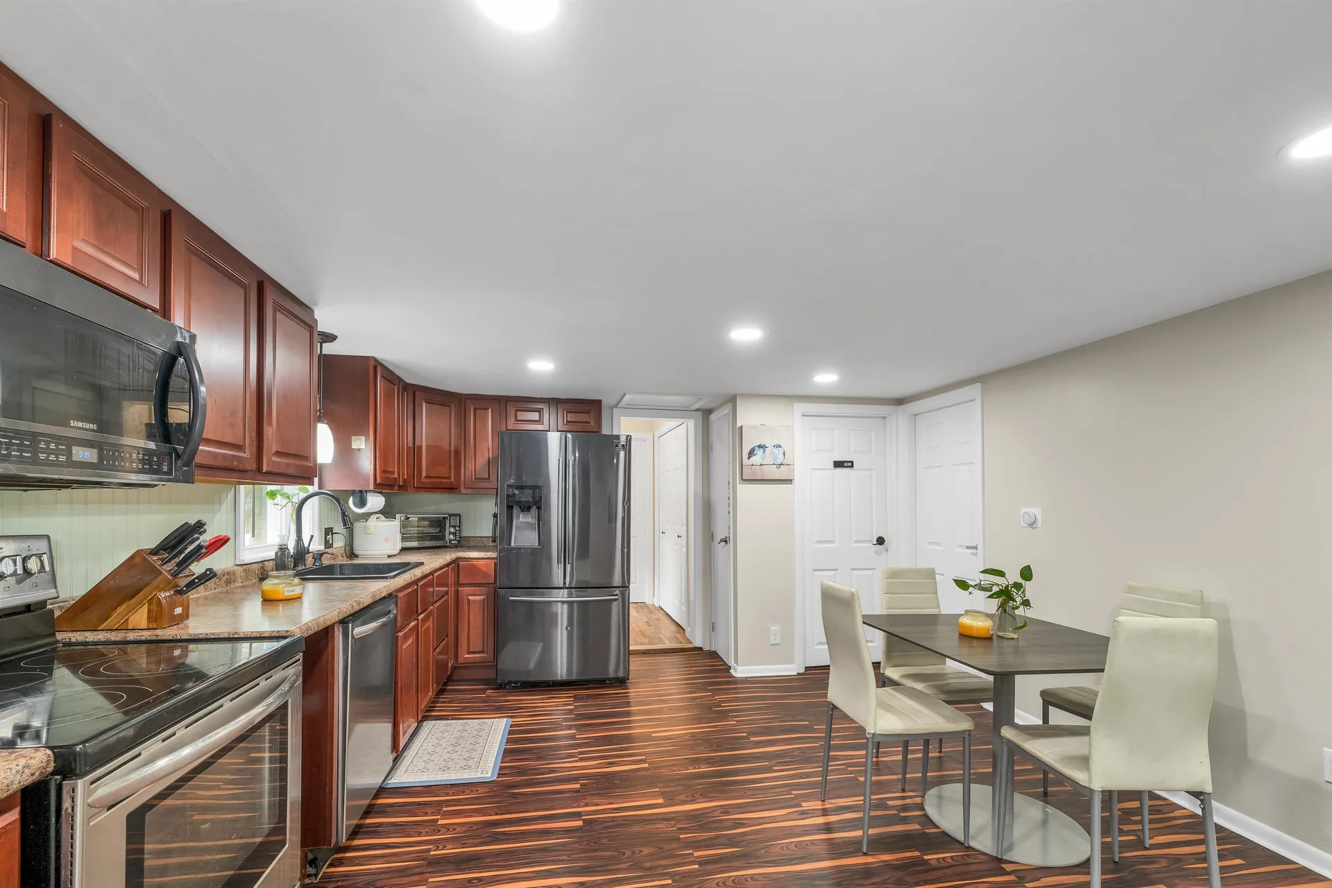 45 Crescent Lane Manchester NH 03109