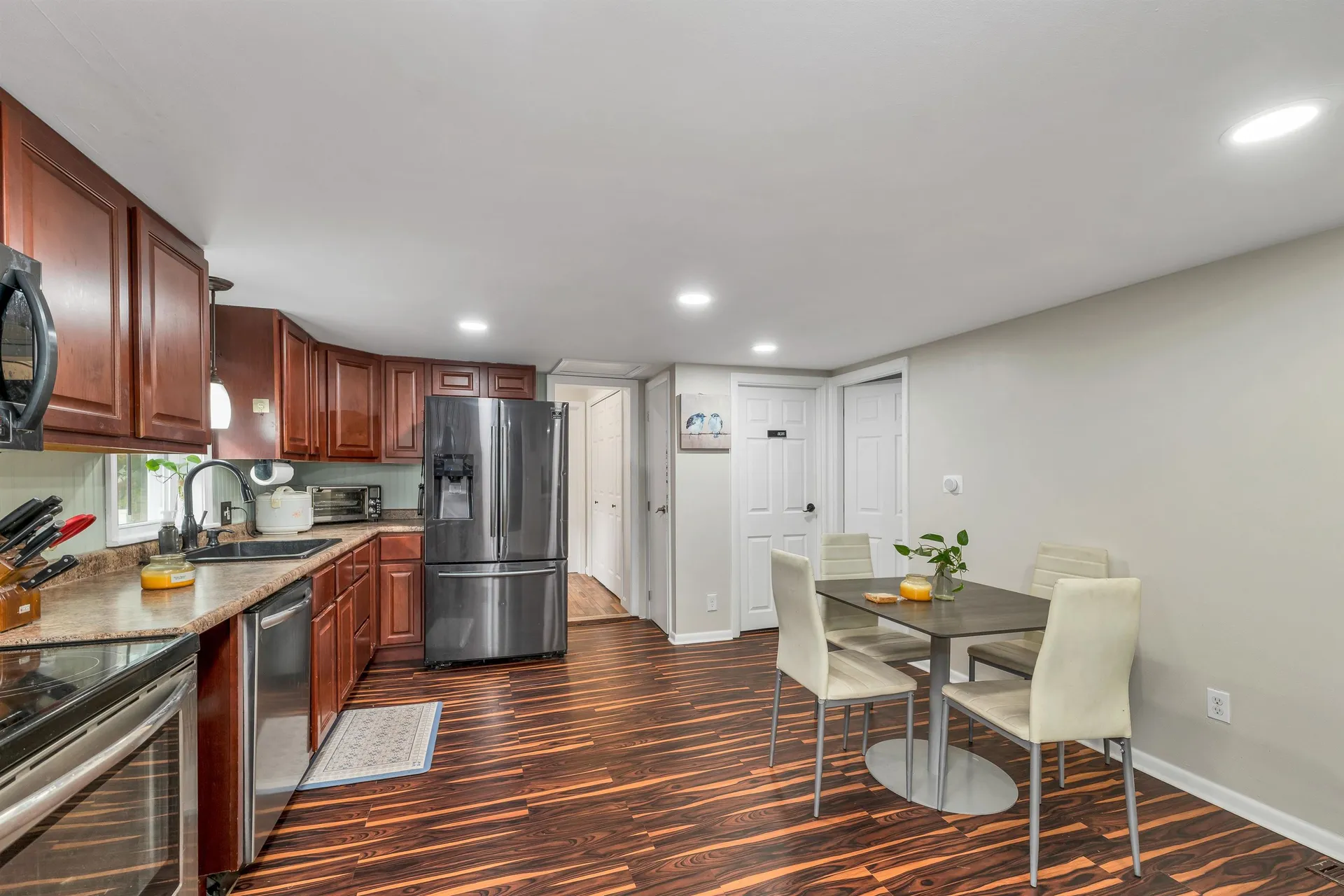 45 Crescent Lane Manchester NH 03109