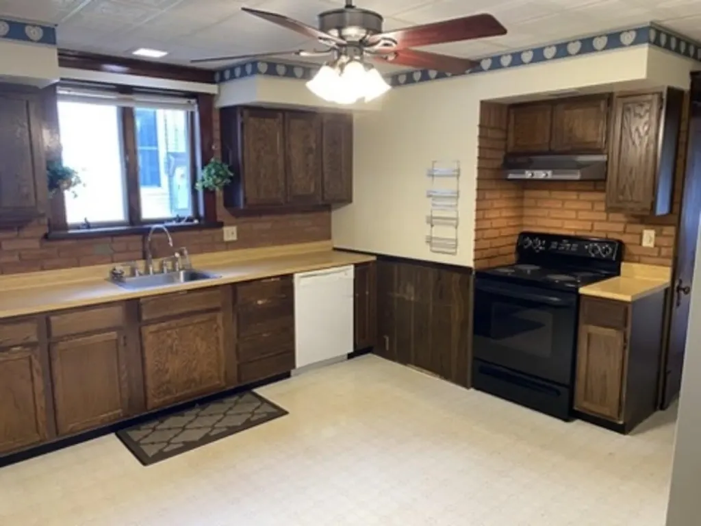 23 Bishop Street St. Albans City VT 05478