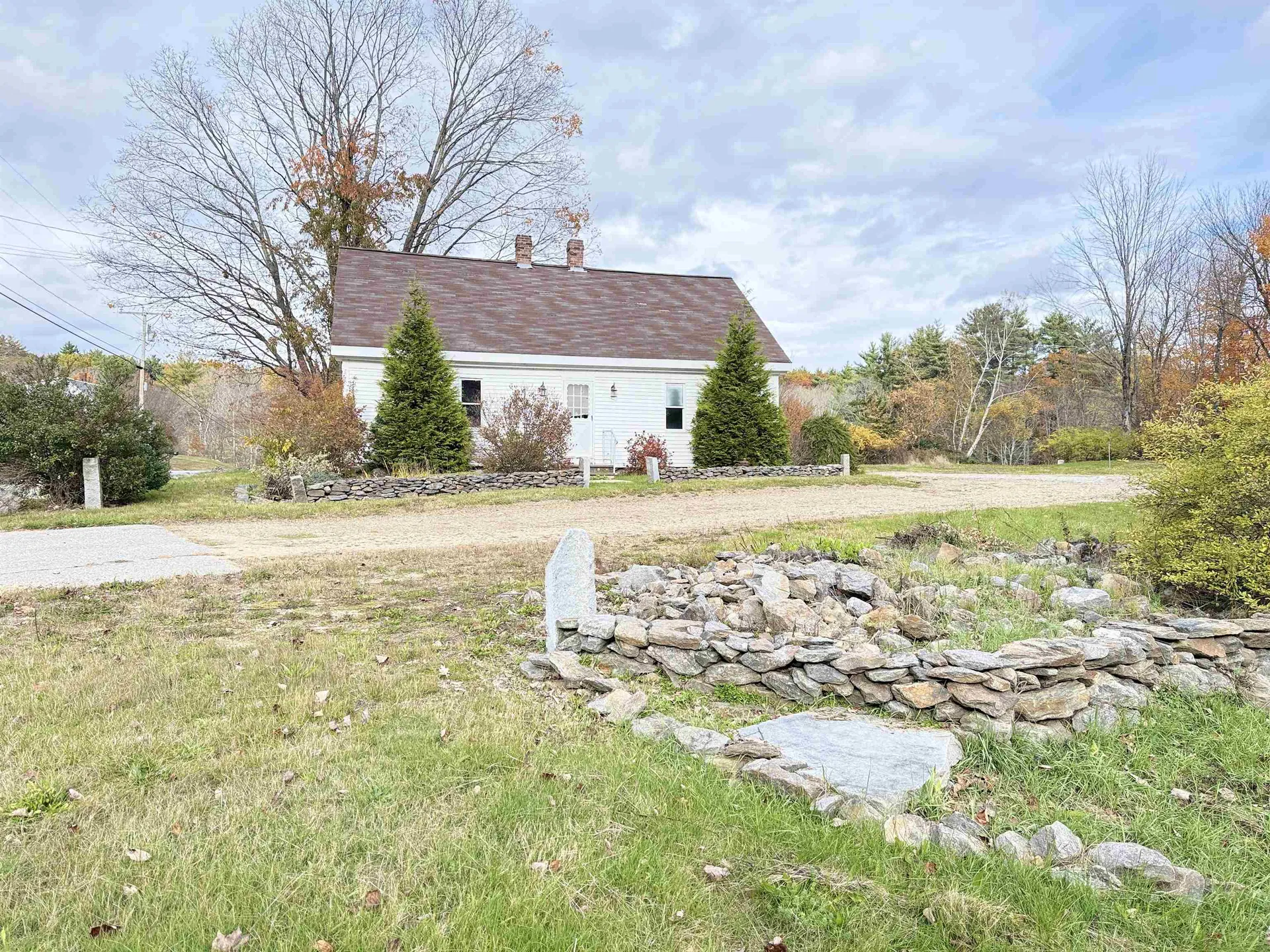 8 Bow Lake Road Northwood NH 03261