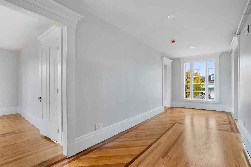 109 Pleasant Street Claremont NH 03743