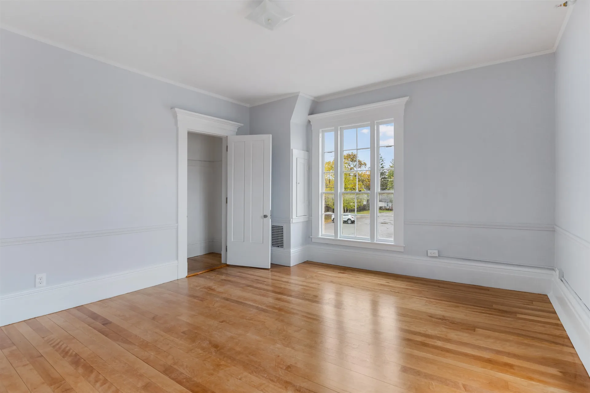 109 Pleasant Street Claremont NH 03743